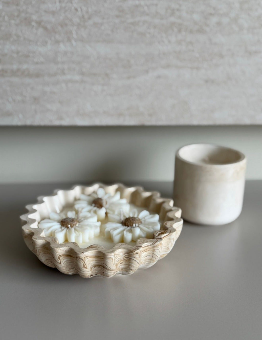 Daisy Candle