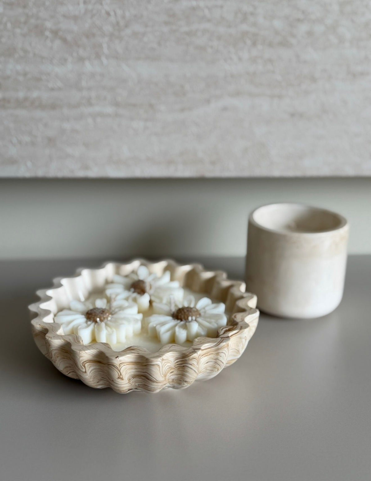 Daisy Candle